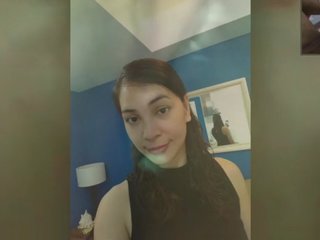 Filipina milf fingering herself so wet till she comes